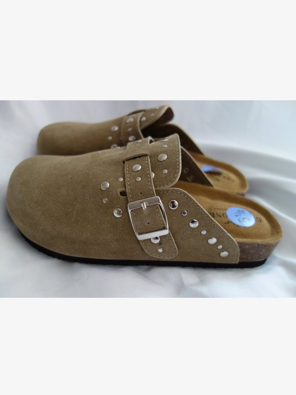 Greystone NWT Women's Tan Studded Suede Leather Clogs with Buckle 6.5 NWT